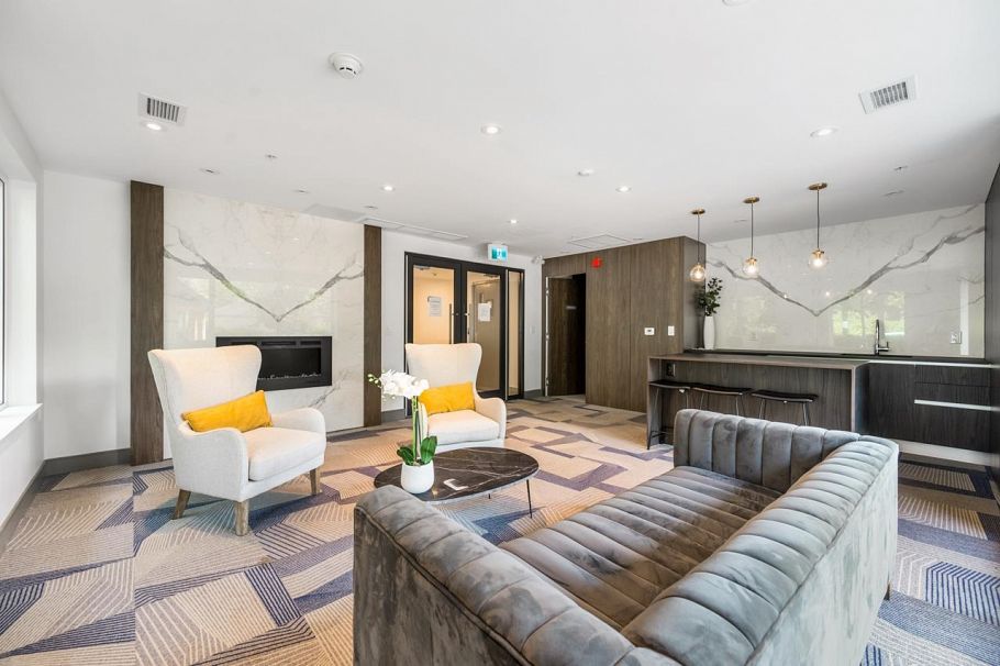 304 488 W 58th Avenue Vancouver, BC - 5