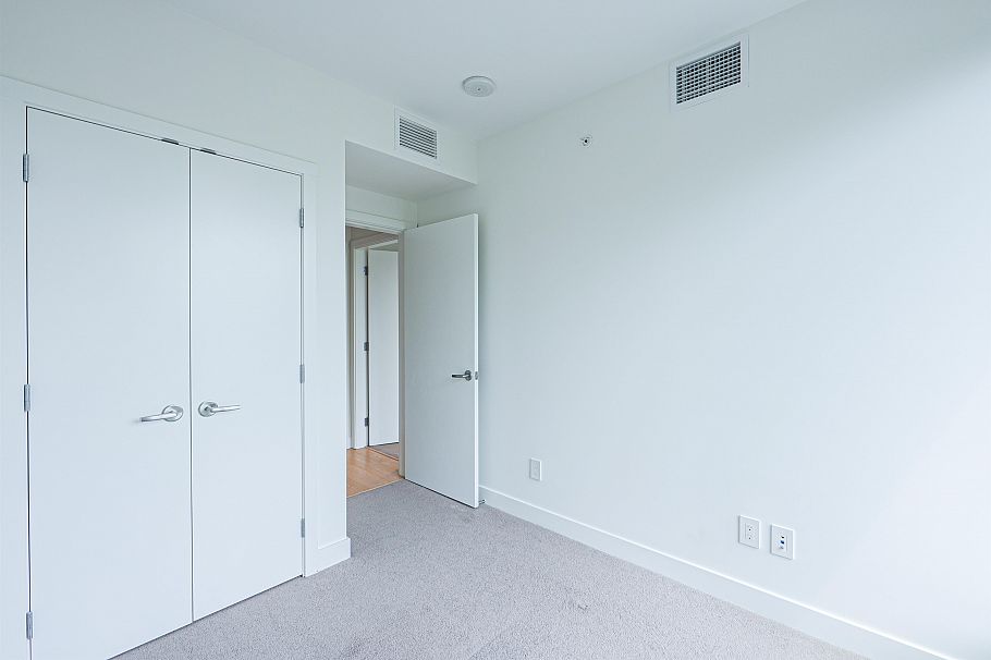 310 1561 W 57 Avenue Vancouver, BC - 14