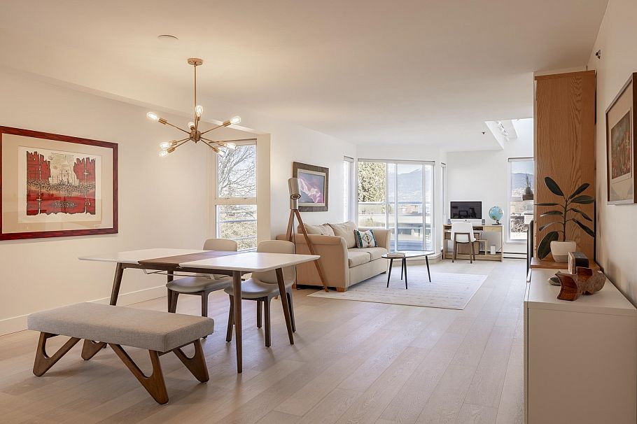 2240 York Avenue Vancouver, BC - 9