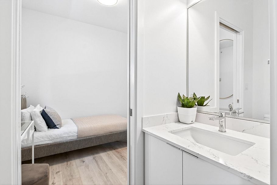 1368 E 7th Avenue Vancouver, BC - 21