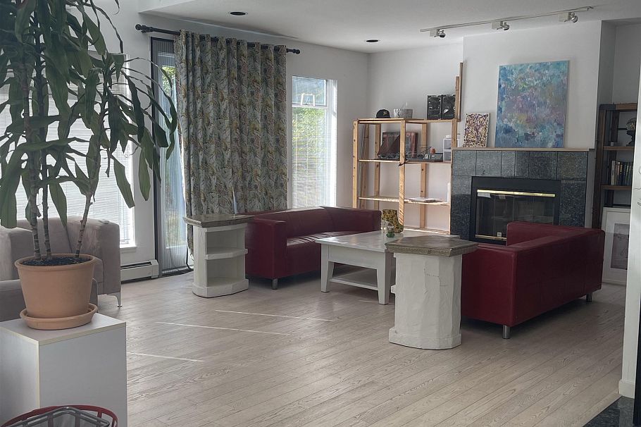 757 W 52nd Avenue Vancouver, BC - 5