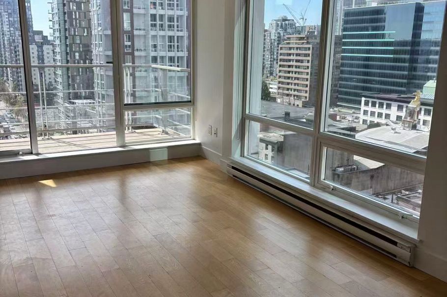 1503 565 Smithe Street Vancouver, BC - 1