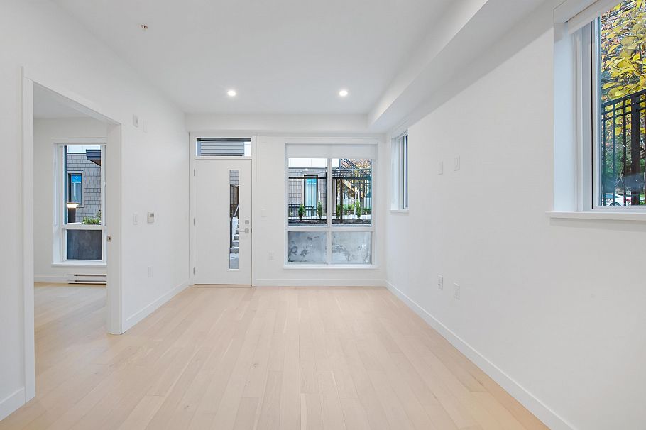 871 W 33rd Avenue Vancouver, BC - 2