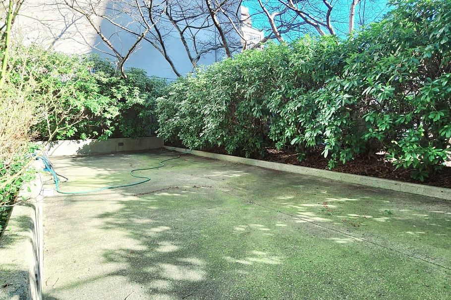 208 811 Helmcken Street Vancouver, BC - 28