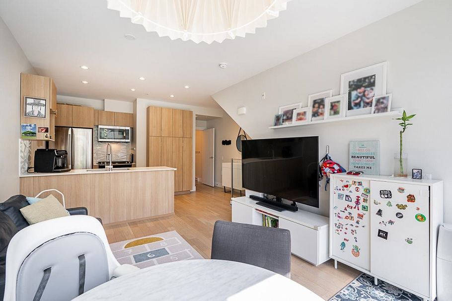 5 531 E 16th Avenue Vancouver, BC - 3