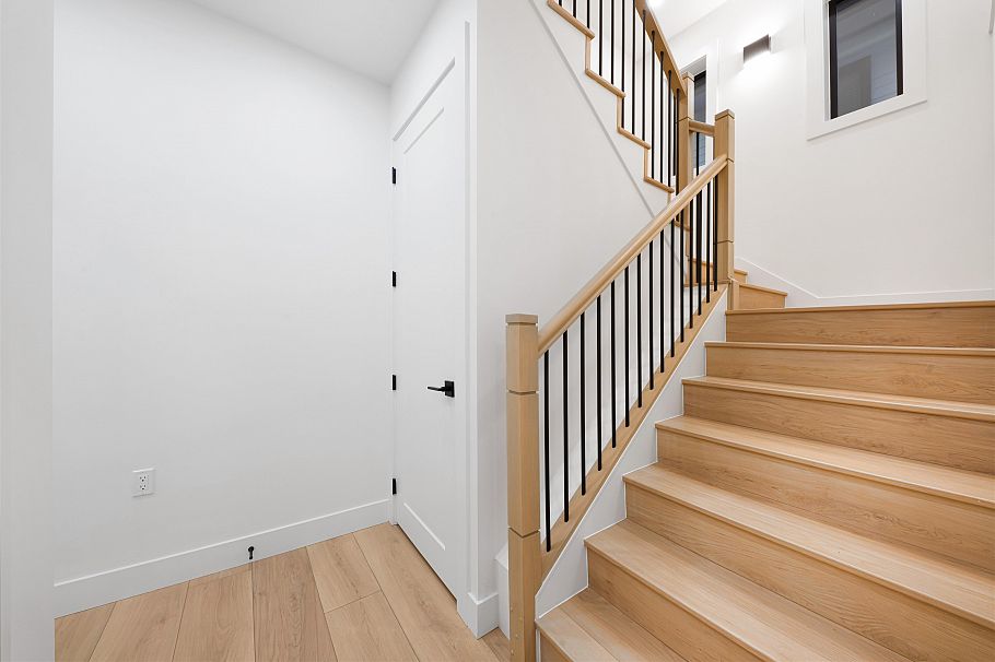 1 5315 Inverness Street Vancouver, BC - 12