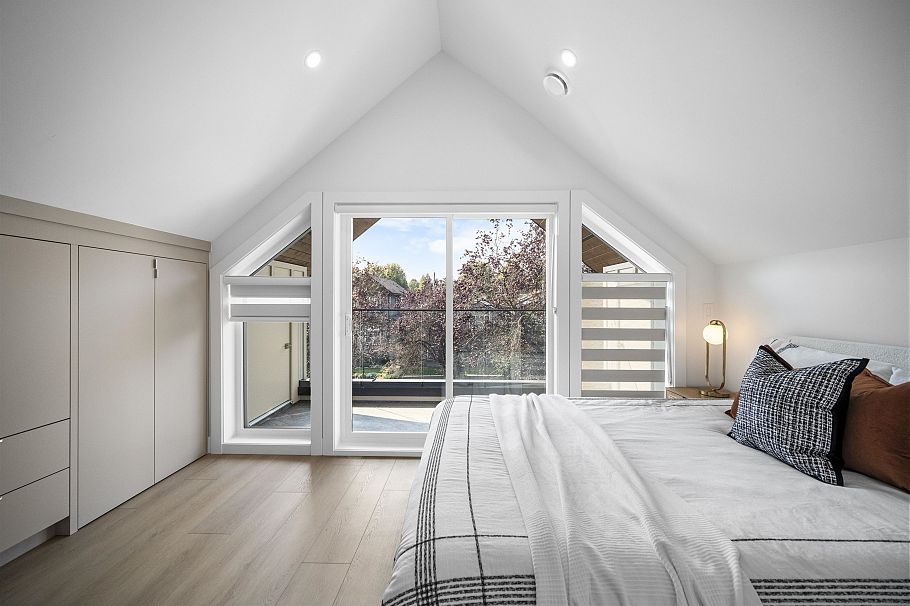 1 3563 E 25th Avenue Vancouver, BC - 10