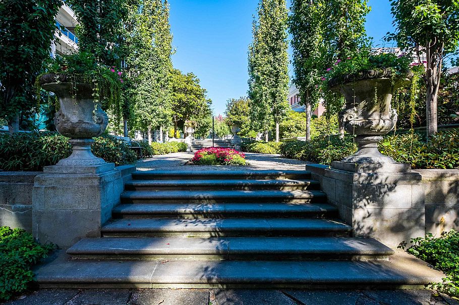 310 1561 W 57 Avenue Vancouver, BC - 22