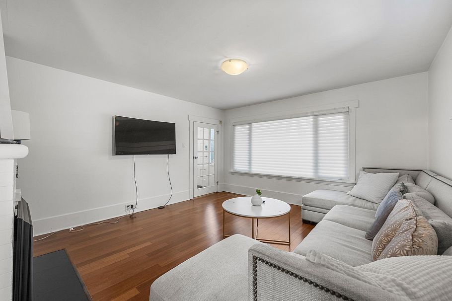 3276 W 21st Avenue Vancouver, BC - 11