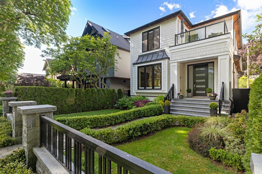 2721 W 14th Avenue Vancouver, BC - 34