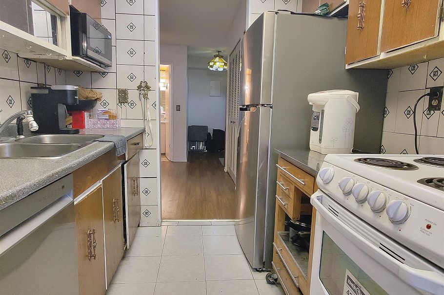 108 1420 E 7th Avenue Vancouver, BC - 8