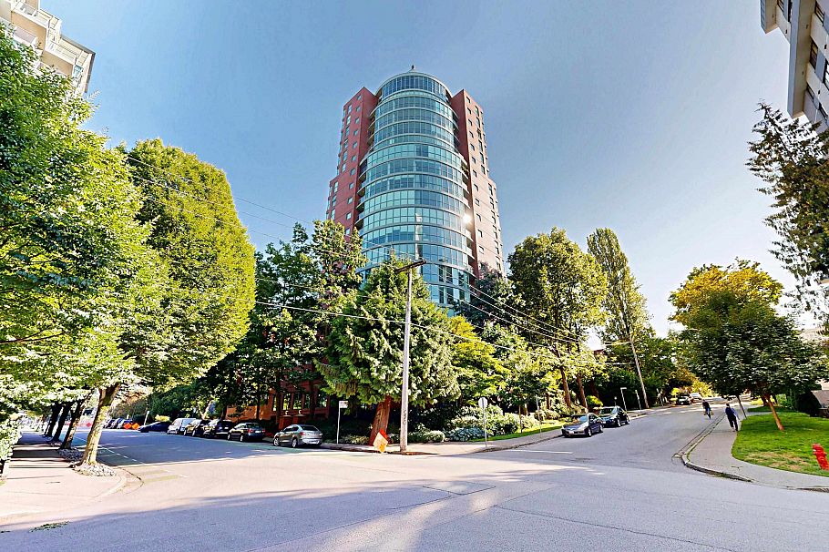 301 1888 Alberni Street Vancouver, BC - 1