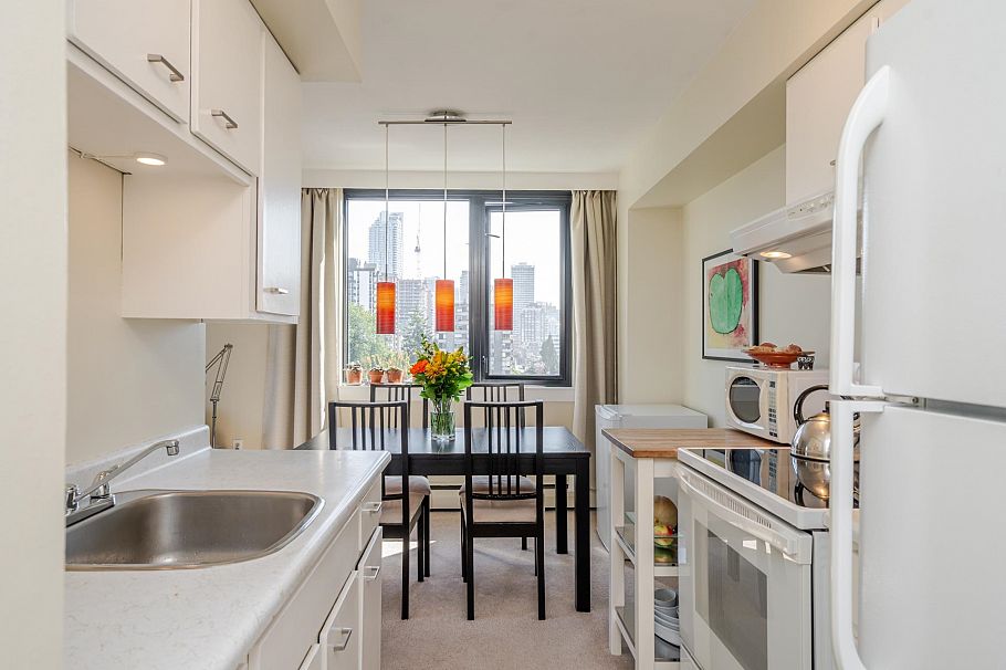 1004 1330 Harwood Street Vancouver, BC - 9