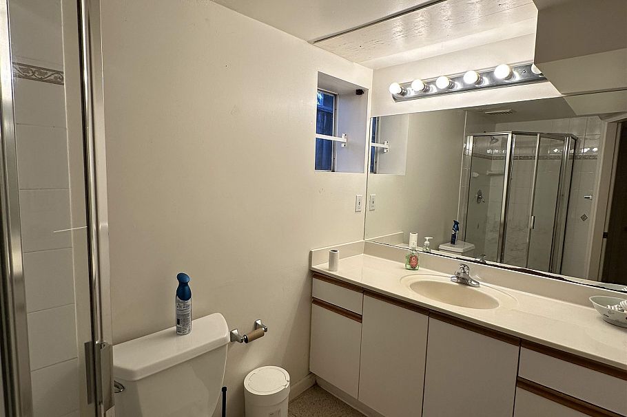 8236 Haig Street Vancouver, BC - 4