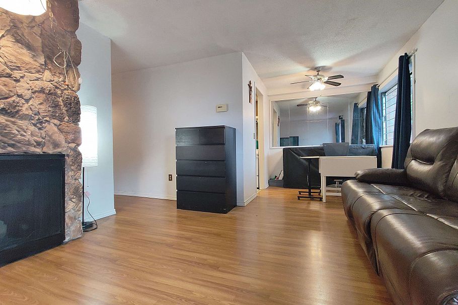 108 1420 E 7th Avenue Vancouver, BC - 5