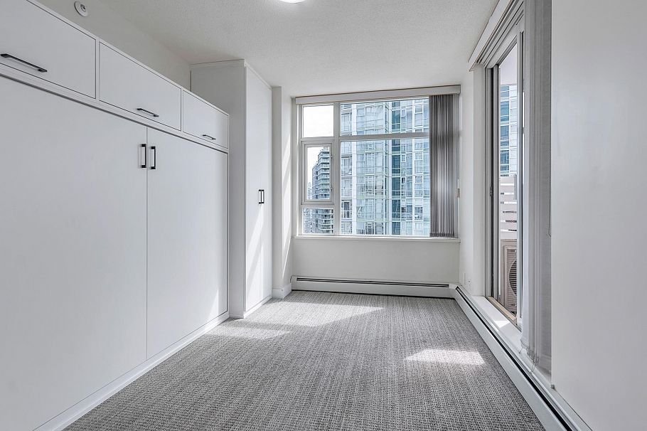 2706 198 Aquarius Mews Vancouver, BC - 26