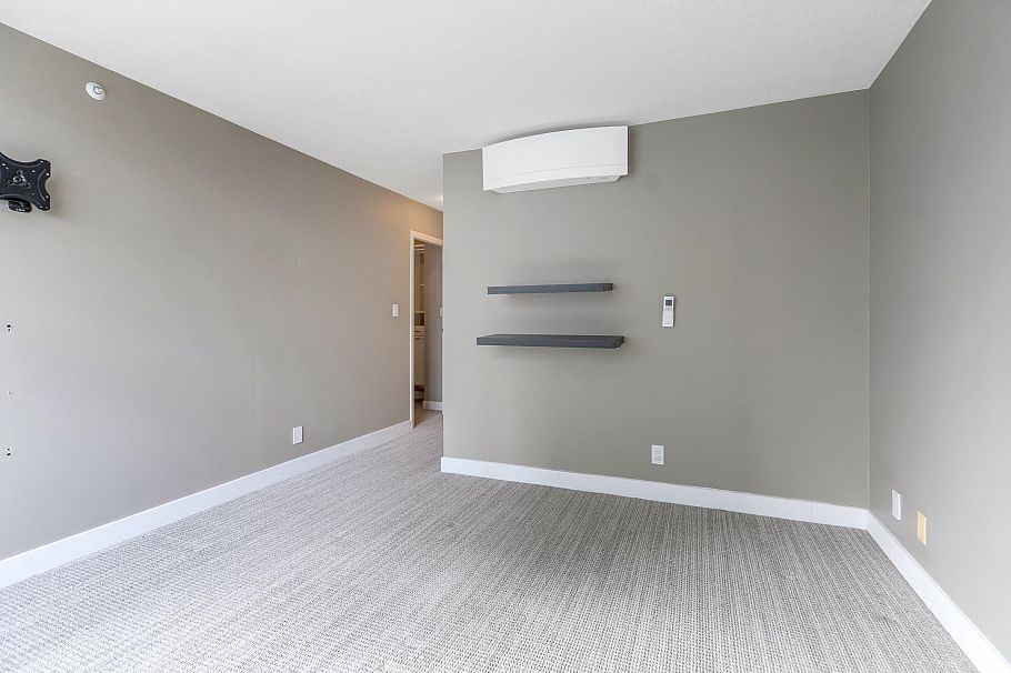 2706 198 Aquarius Mews Vancouver, BC - 20