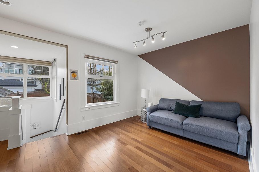 3276 W 21st Avenue Vancouver, BC - 12