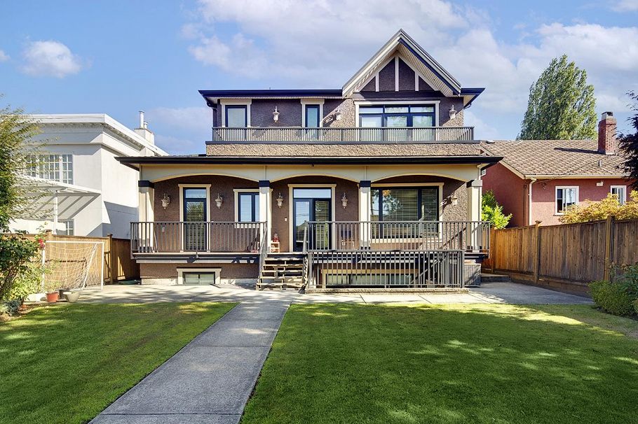 2168 W 16th Avenue Vancouver, BC - 36