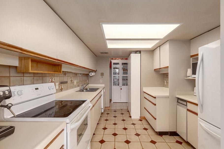 411 1450 Pennyfarthing Drive Vancouver, BC - 8