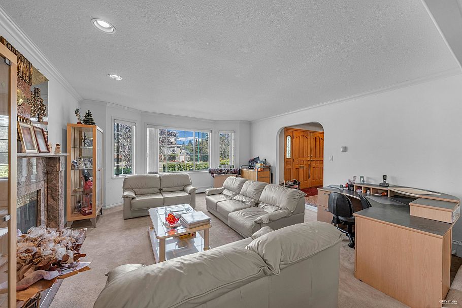 426 W 44th Avenue Vancouver, BC - 11