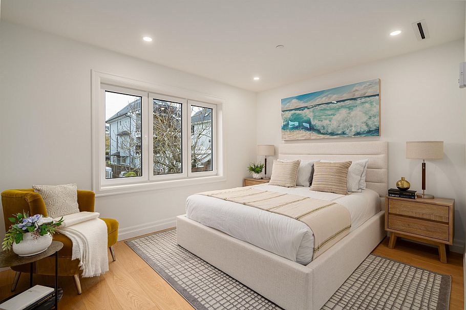 2523 W 8th Avenue Vancouver, BC - 10