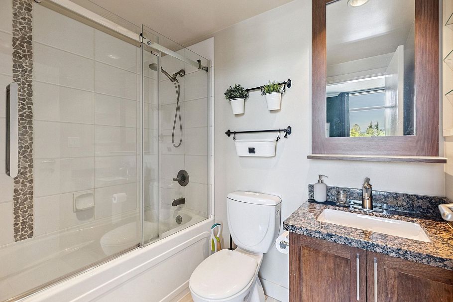 619 2268 W Broadway Vancouver, BC - 16