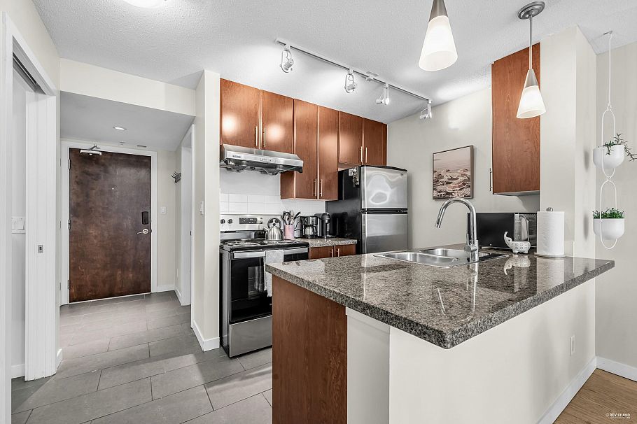 703 58 Keefer Place Vancouver, BC - 7