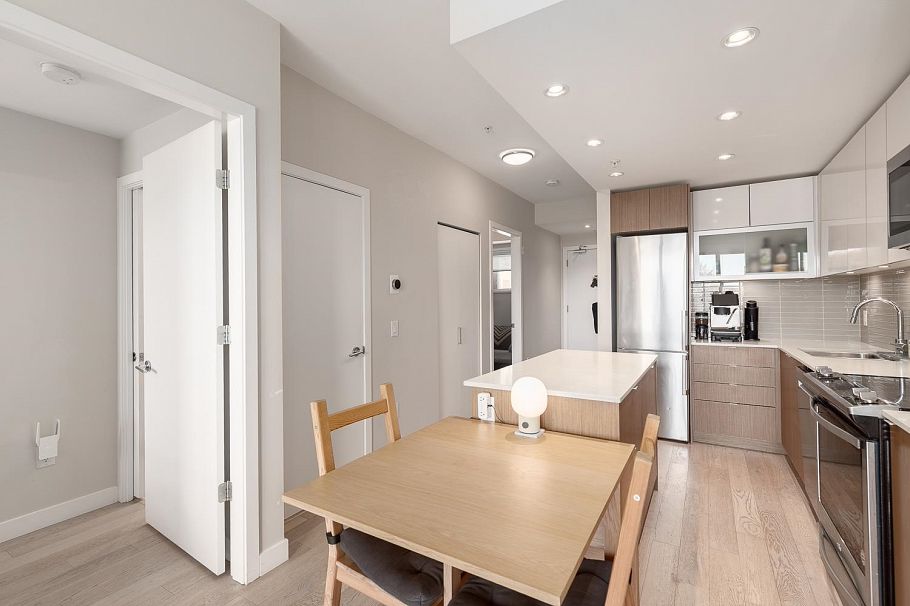 311 688 E 19th Avenue Vancouver, BC - 8