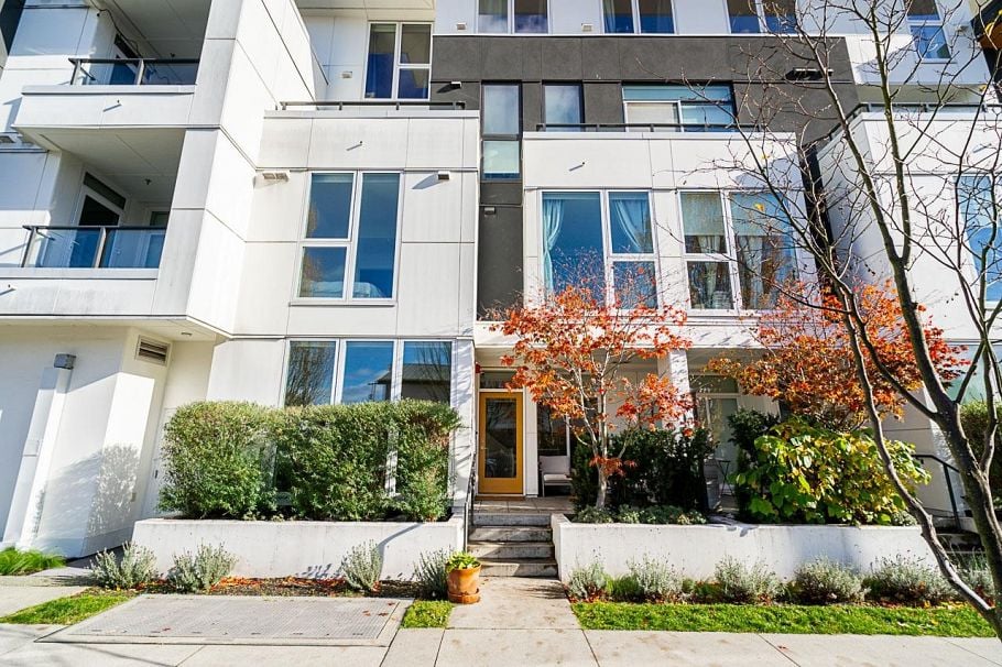 3412 St. Catherines Street Vancouver, BC - 34