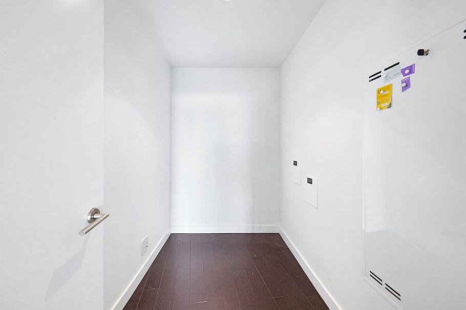 4201 777 Richards Street Vancouver, BC - 25