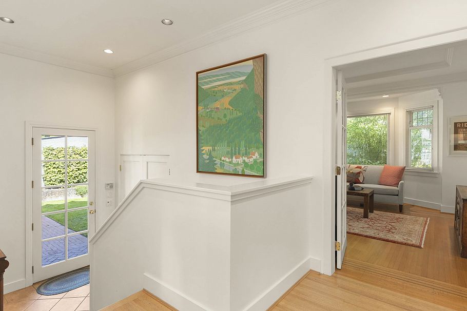 2527 W 37th Avenue Vancouver, BC - 27