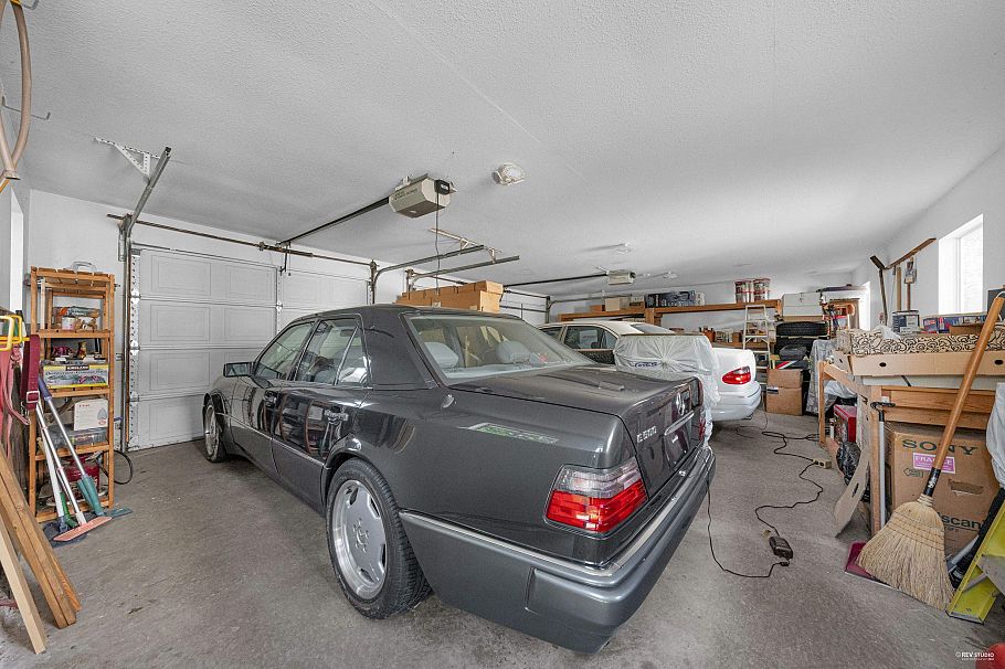 426 W 44th Avenue Vancouver, BC - 39