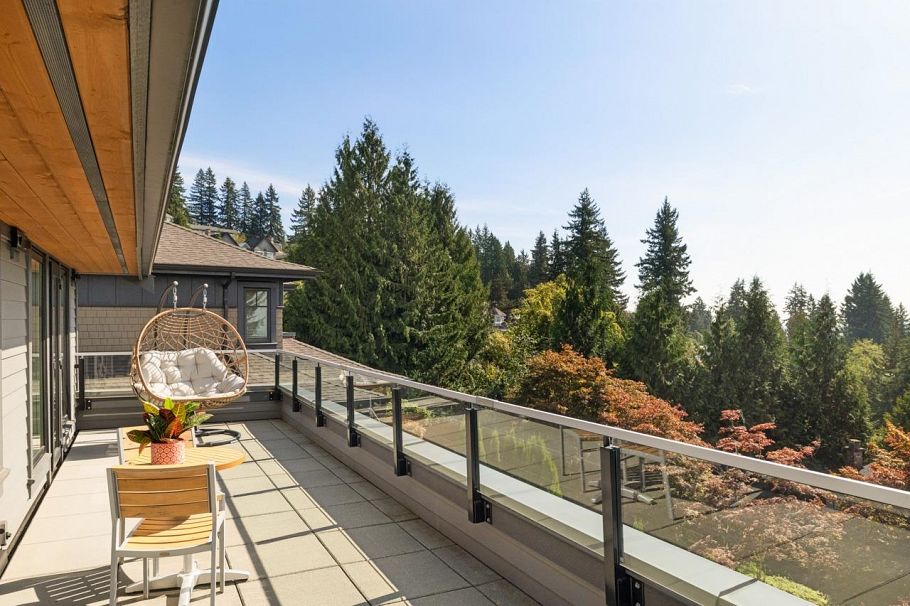 291 Monteray Avenue North Vancouver, BC - 22