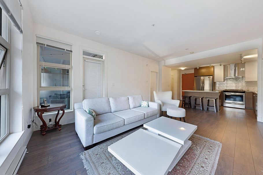 305 3602 Aldercrest Drive North Vancouver, BC - 14