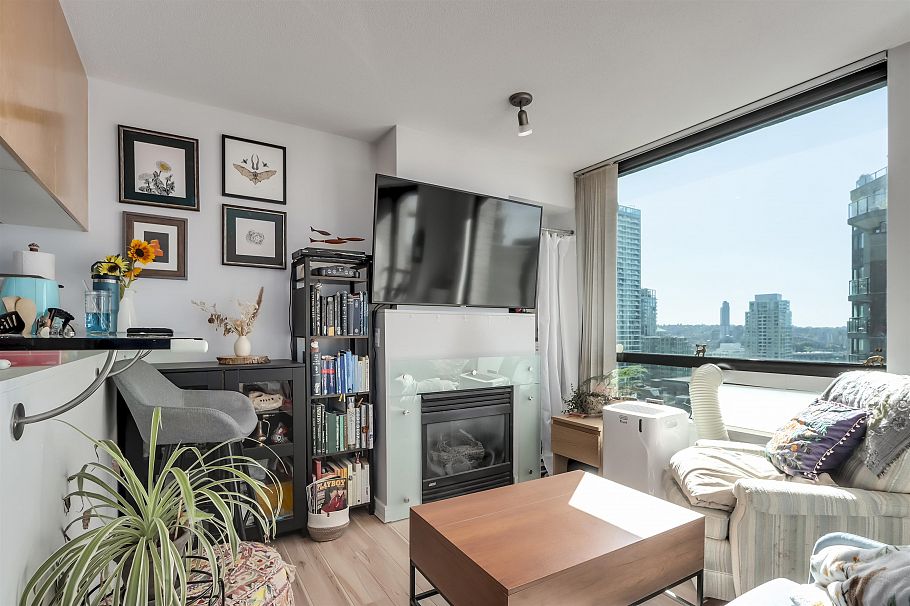 1406 1003 Burnaby Street Vancouver, BC - 5