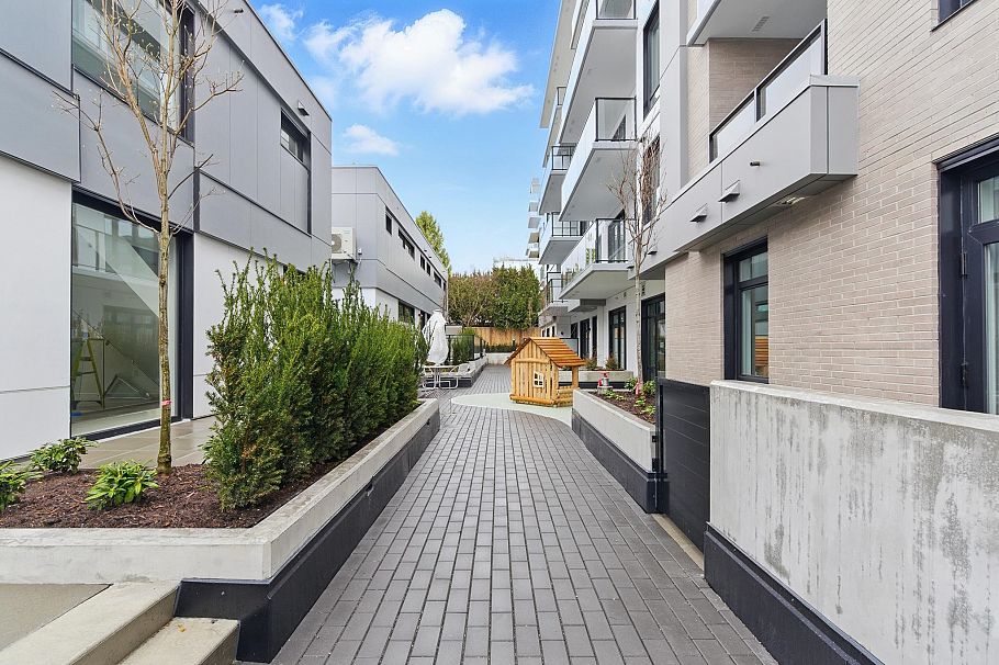 310 6859 Cambie Street Vancouver, BC - 30