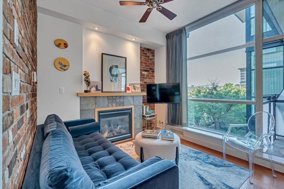 311 2515 Ontario Street Vancouver, BC - 1