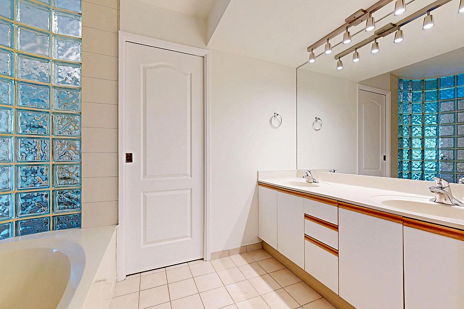 2004 1020 Harwood Street Vancouver, BC - 16