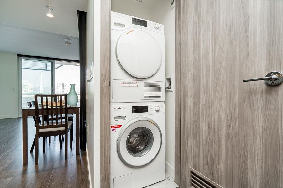 2107 89 Nelson Street Vancouver, BC - 20