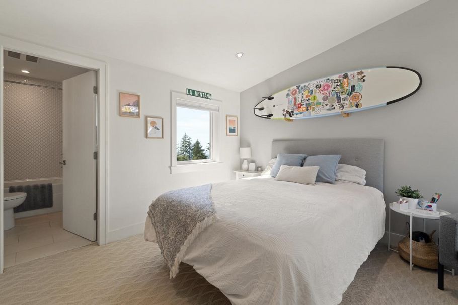 291 Monteray Avenue North Vancouver, BC - 24