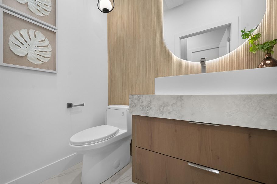 2 2386 E 45th Avenue Vancouver, BC - 13