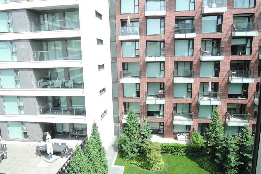 704 1571 W 57th Avenue Vancouver, BC - 7