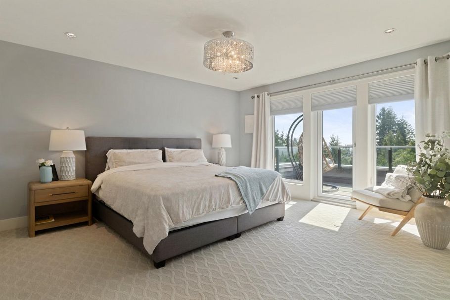 291 Monteray Avenue North Vancouver, BC - 20