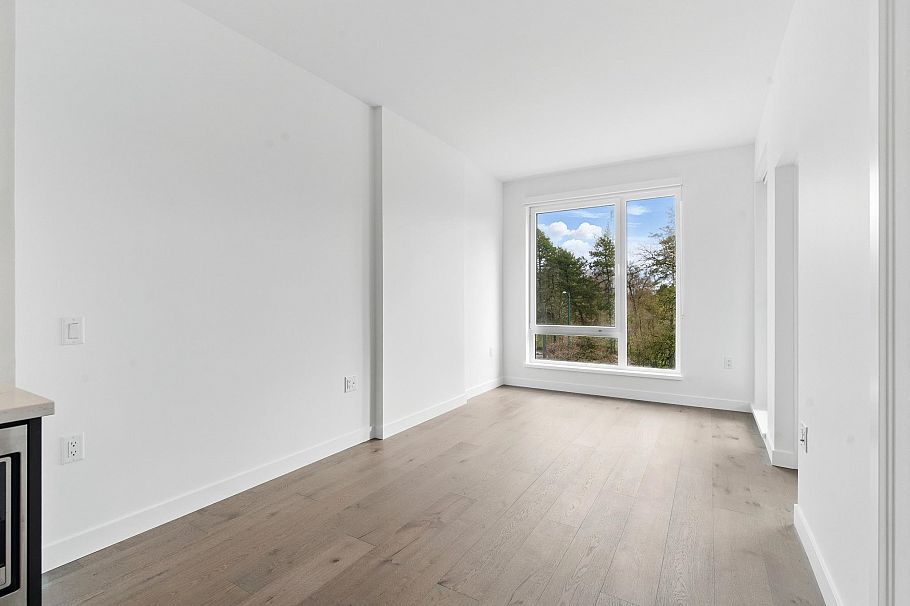 310 6859 Cambie Street Vancouver, BC - 5