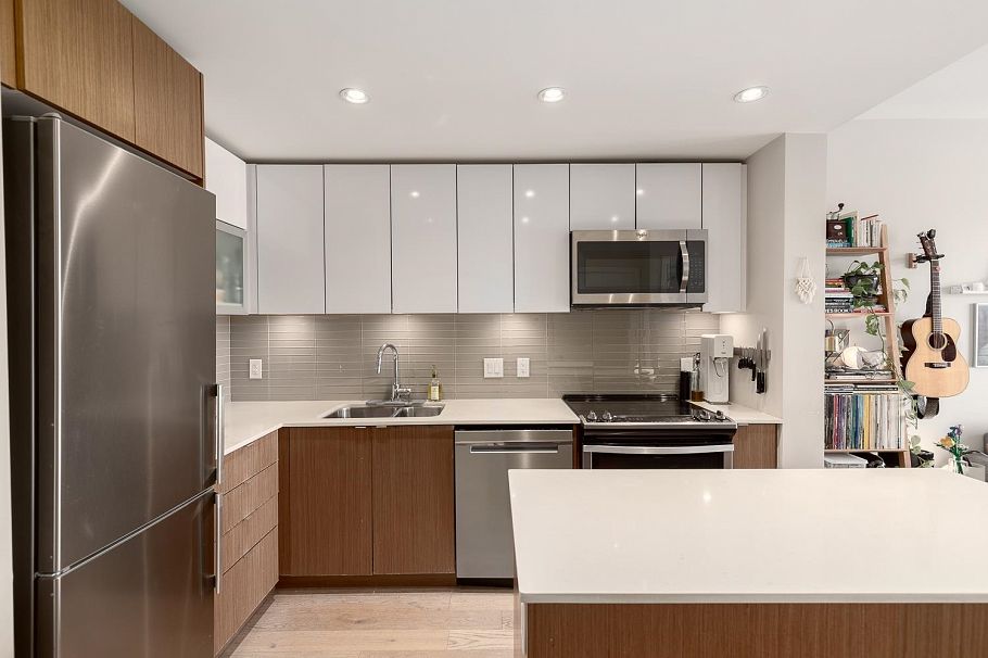 311 688 E 19th Avenue Vancouver, BC - 10