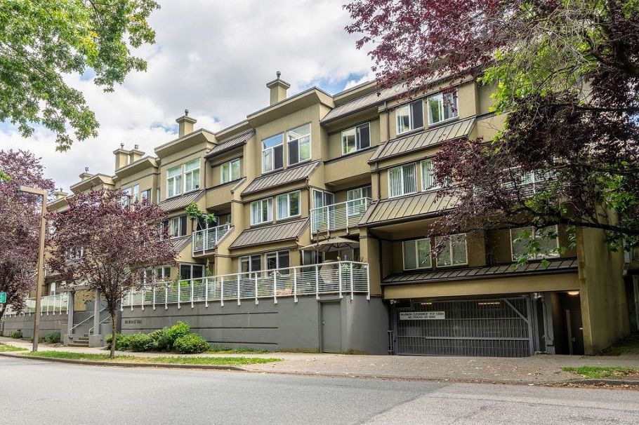 301 650 Moberly Road Vancouver, BC - 3