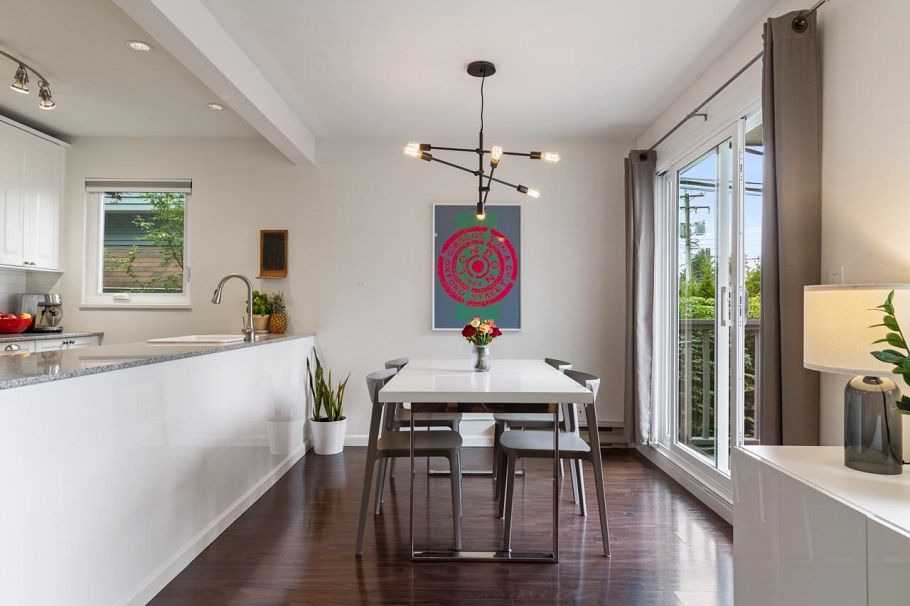 103 W 15th Avenue Vancouver, BC - 5