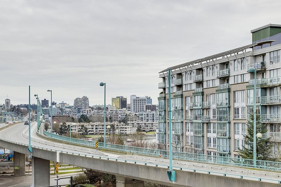 584 87 Nelson Street Vancouver, BC - 22
