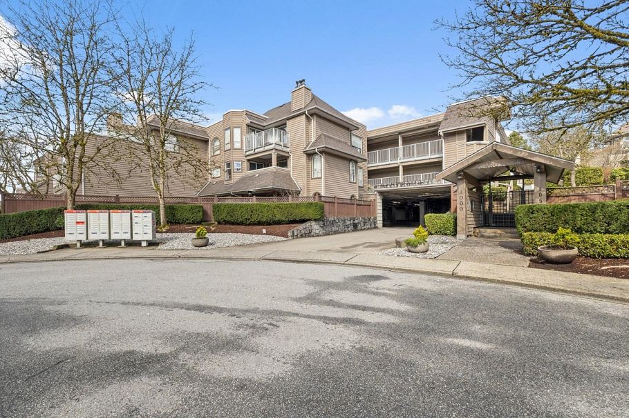 610 1000 Bowron Court North Vancouver, BC - 31